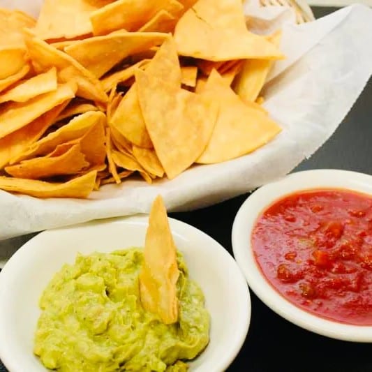 Large Chips & Salsa.