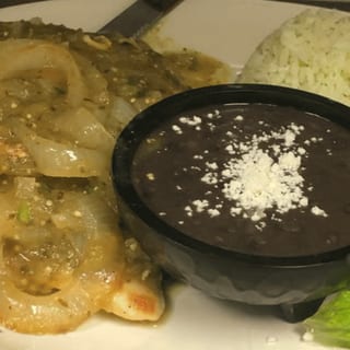 Tomatillo Chicken Lunch
