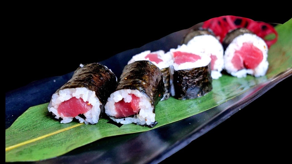 Tuna Roll.