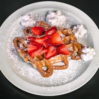 Speculoos and Strawberry Waffle