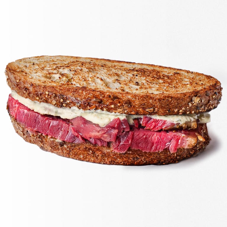 Delicious Pastrami Sandwiches: A Must-Try!