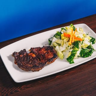 Rib Eye Steak with Ensalada De La Tía
