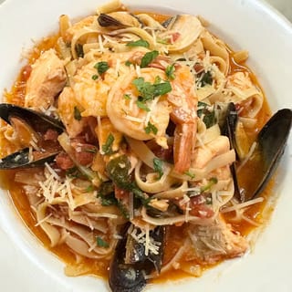 Seafood fettuccine dinner