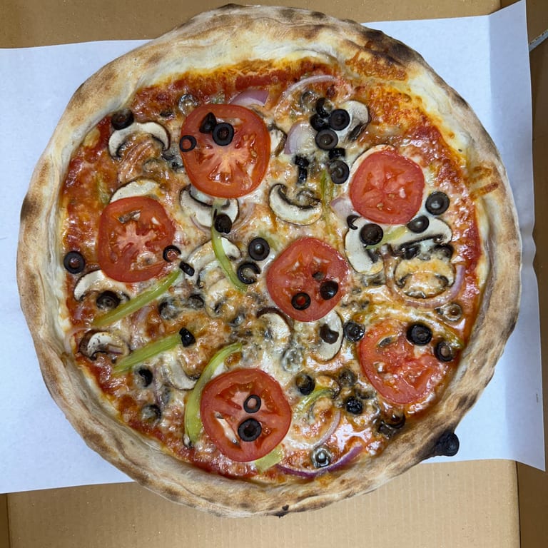 Fresh Veggie Pizza Delights