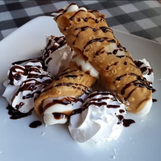 Cannoli's