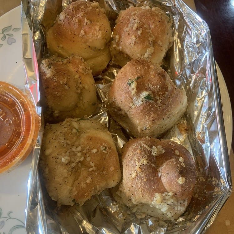 Garlic Knots.