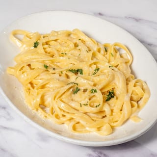 Fettuccine Alfredo