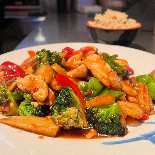 (L)Stir-fried Garlic Style.