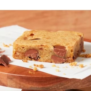 Toffee Manifesto Blondie Cookie