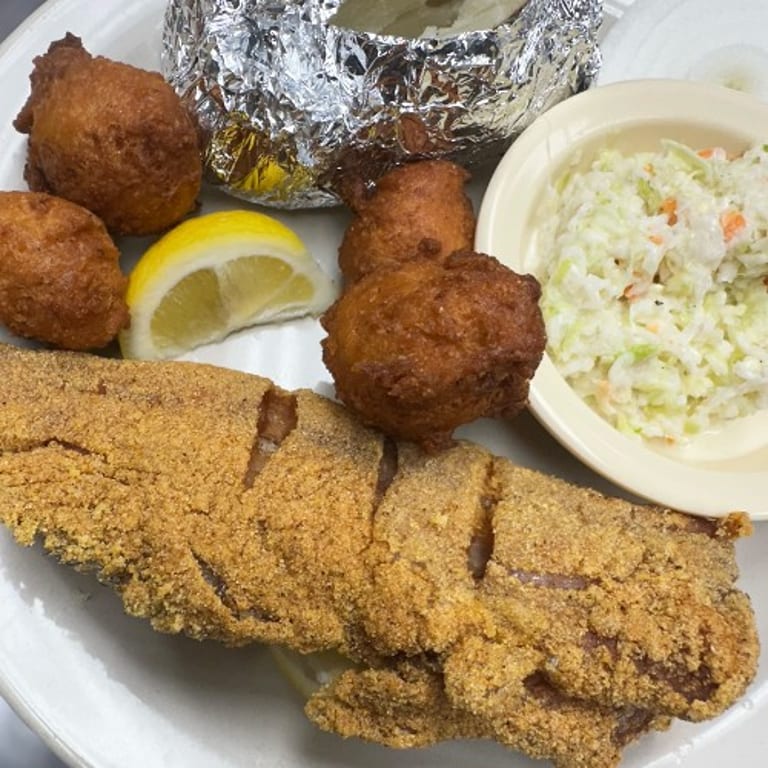 Delicious Cobbler: A Southern Comfort Dessert