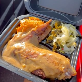 Turkey Wings with 2 Sides