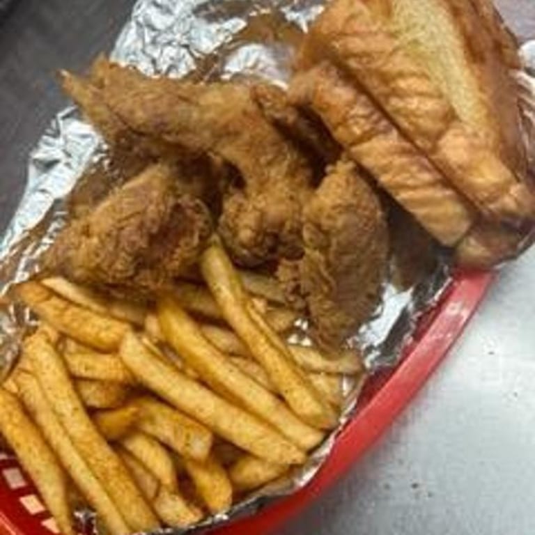 Southern Fried Chicken and Comfort Food Classics