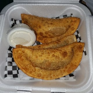 Jerk Chicken Puffs (3)