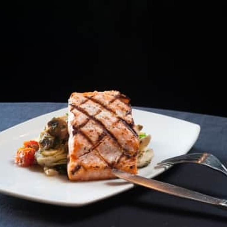 Grilled Salmon: Italian and Seafood Delights