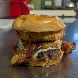 Burger of the Month "Countdown Knockout Burger"