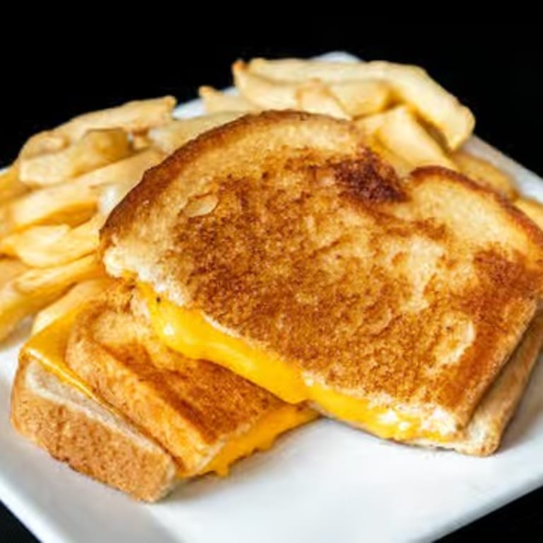 Classic American Grilled Cheese Sandwiches