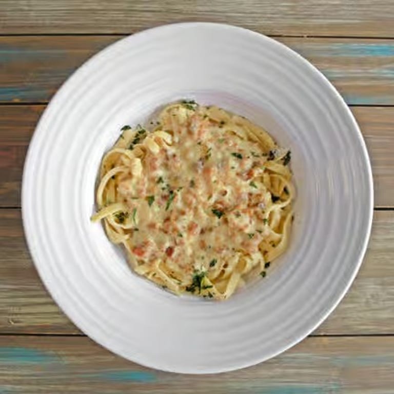 Delicious Carbonara and Italian Pasta Dishes