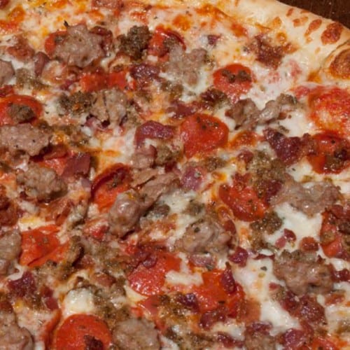 Quattro Carne Pizza.