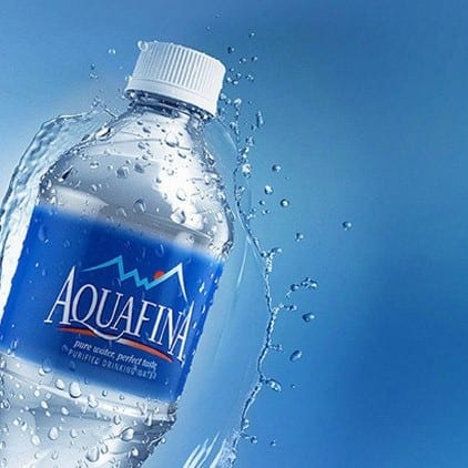 WATER AQUAFINA.
