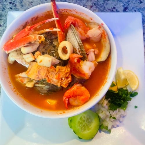 Caldo Los Siete Mares.