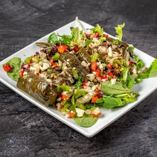 Dolmades (6 piece)