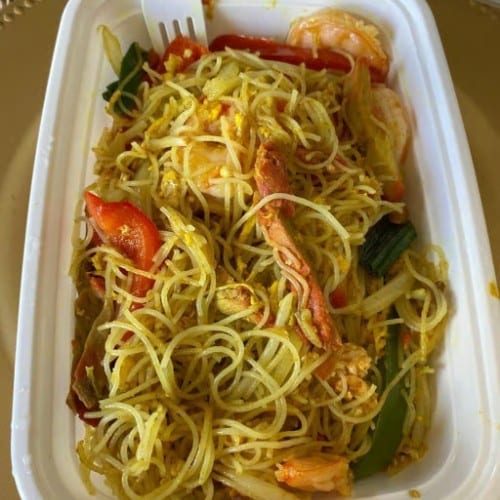 Singapore Noodles Lo Mein Noodles.