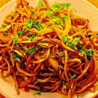 Veg. Hakka Noodles