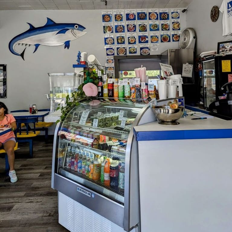 A Cozy Dining Experience