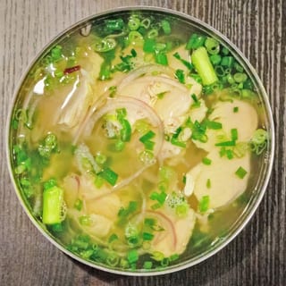 31. Pho Ga / Rice Noodles with Chicken Breast