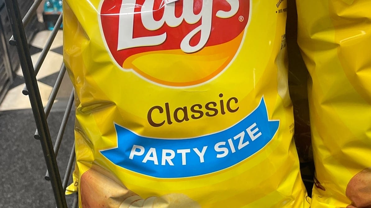 Party Size Lays Classic.