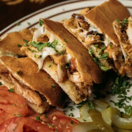 Toshka with Chicken توشكا دجاج.