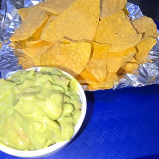 Chips & Guacamole