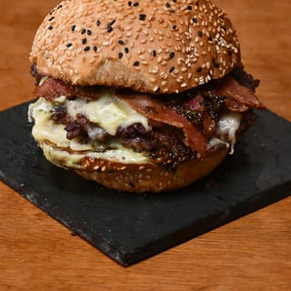 Black & Blue Burger
