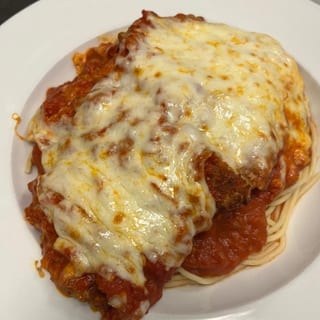 Chicken or eggplant Parmesan Pasta