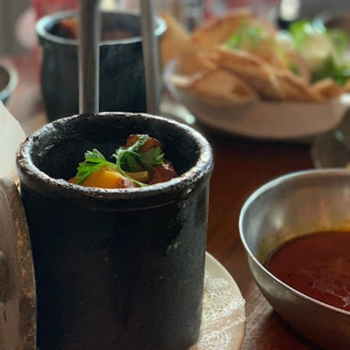 Dizzi Sangi (Saturday & Sunday).