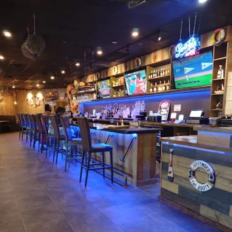 A Lively New Atmosphere 🍹