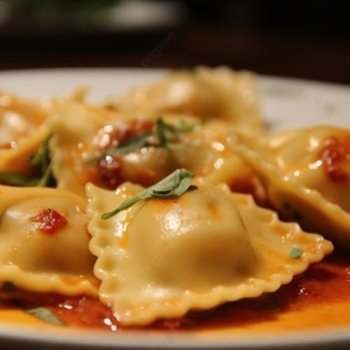 Ravioli w/ Marinara.