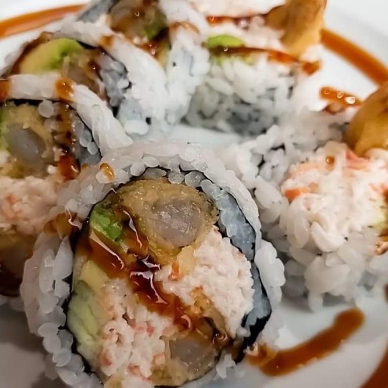 Delicious Avocado Roll at Our Sushi Restaurant
