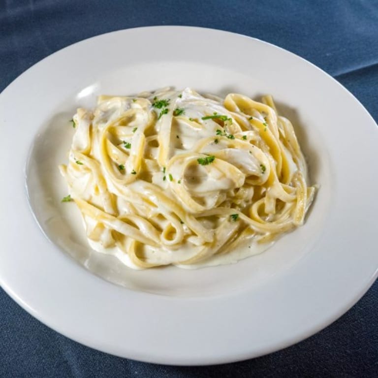 Tasty Tortellini Delights: Italian Pasta Favorites