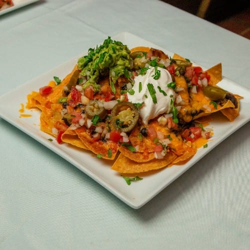 LUNCH Nachos Supreme.