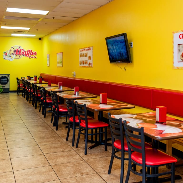 A Casual Space to Enjoy