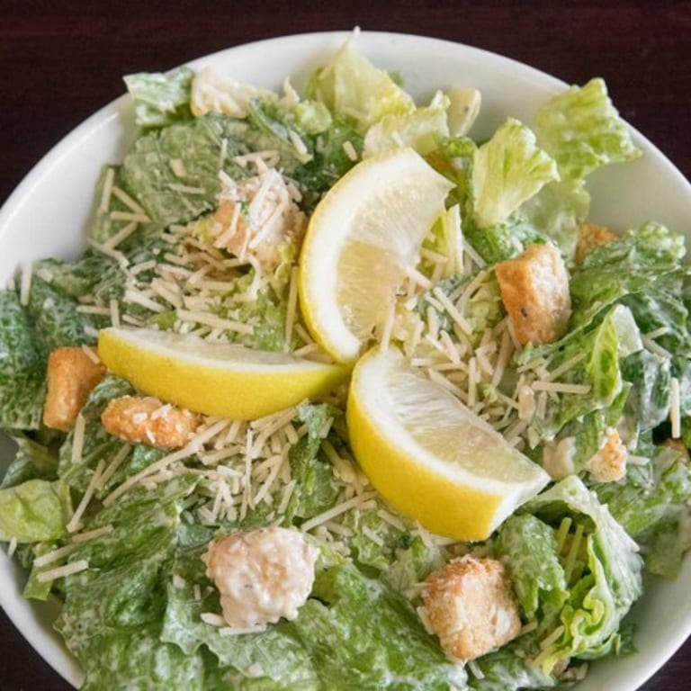 Fresh Salads: Crisp, Flavorful Options