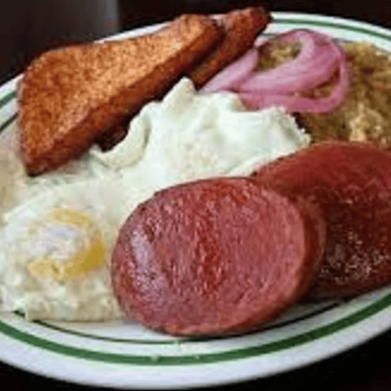 Grilled Salmon: Caribbean Seafood Delight