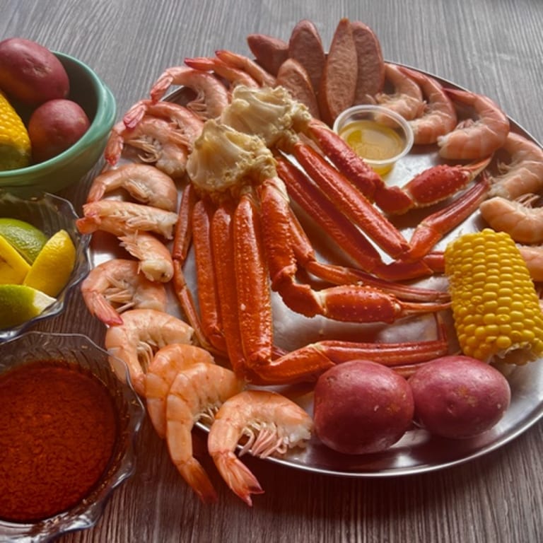 Ramen Delights: Seafood, Cajun, and More