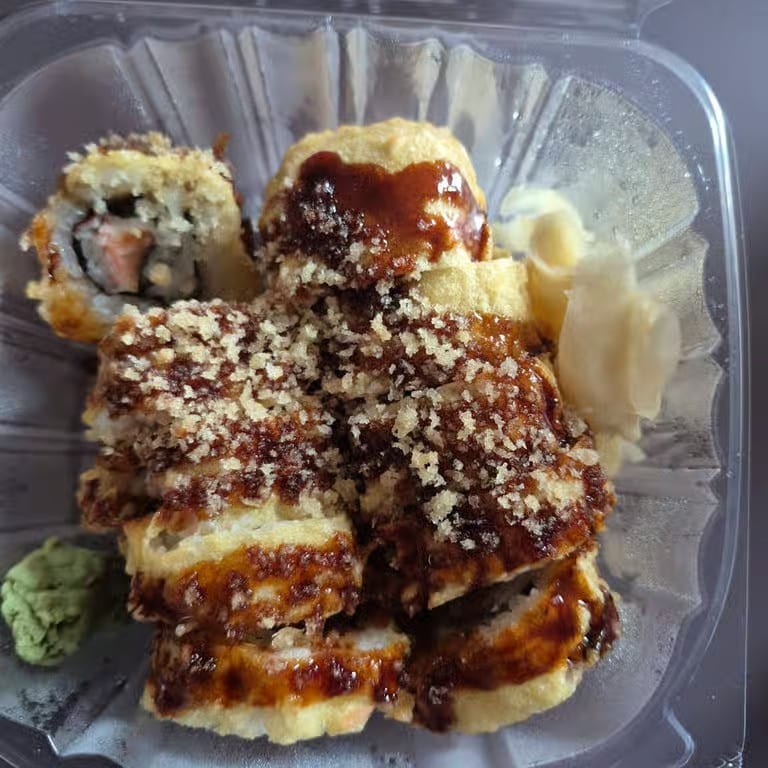 Nini Deep Fried Roll.