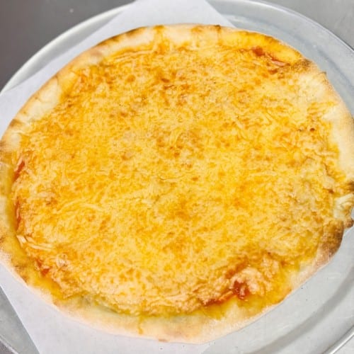 No Cow Just Wow Cheese Pizza.