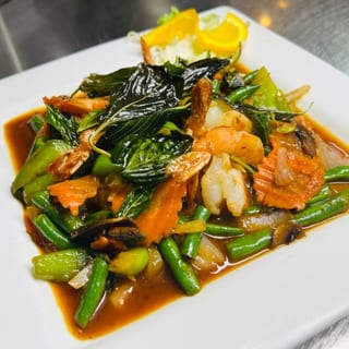 Spicy Basil Jumbo Shrimp