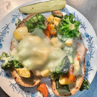 Grilled Veggie Sandwich