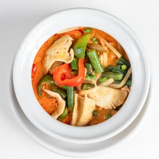 46. Red Curry* (Kaeng Ped)