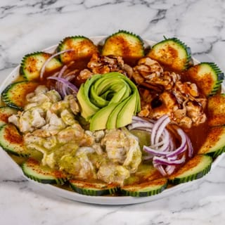 Aguachile Mixto / Mixed Aguachile